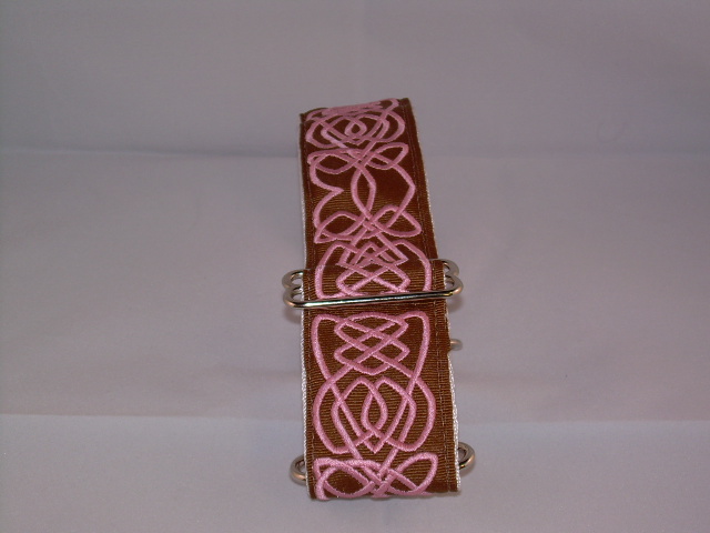 Celtic Heart Knot on Chocolate